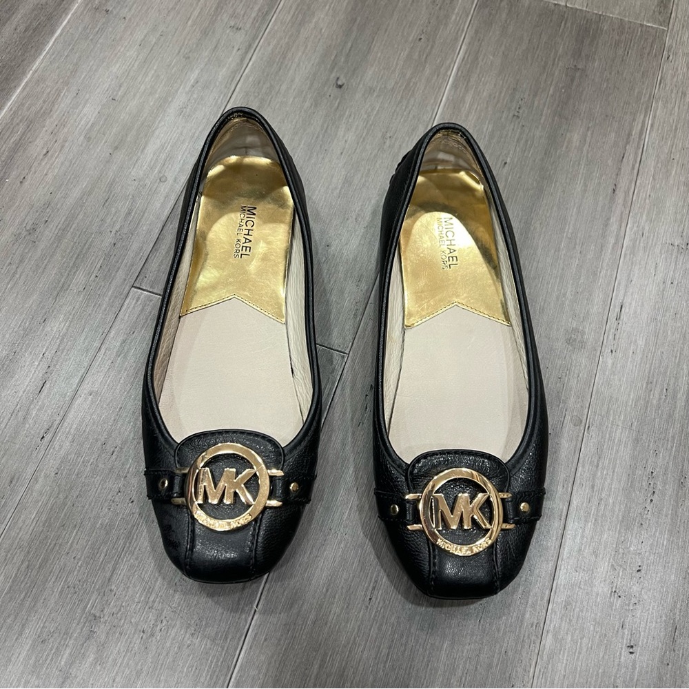 Michael‎ Kors Black Leather Flats